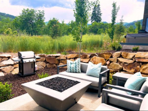 Modern Mountain Retreat